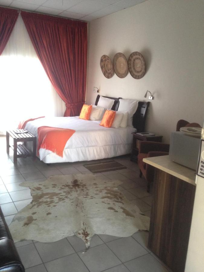 Welcome Guest House Vereeniging Esterno foto