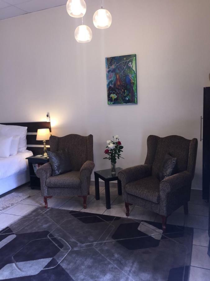 Welcome Guest House Vereeniging Esterno foto