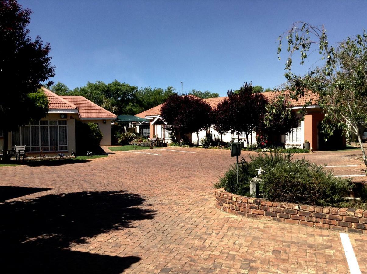 Welcome Guest House Vereeniging Esterno foto
