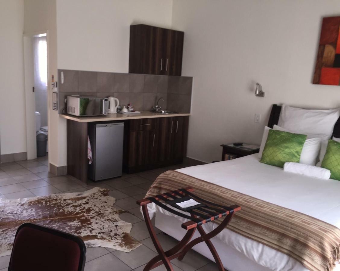 Welcome Guest House Vereeniging Esterno foto